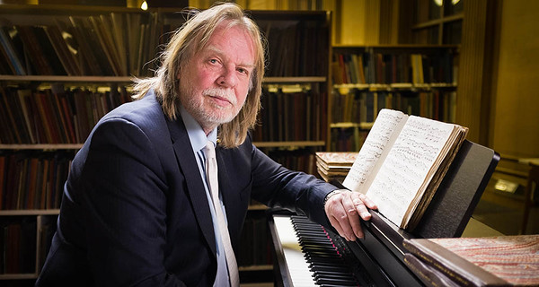From The Interesting Film Company <br />
<br />
PERSPECTIVES: RICK WAKEMAN <br />
ON VIVALDI’S FOUR SEASONS<br />
Sunday 3rd May 2015 on ITV <br />
<br />
Pictured: Rick Wakeman <br />
<br />
Antonio Vivaldi’s the Four Seasons is the most popular piece of classical music of all time.  There have been over 1000 different recordings , selling tens of millions of copies.   It’s become so ubiquitous – in lifts, as phone ring tones or on call-centre answering machines – that it has been denounced as Muzak for the middle classes.<br />
<br />
Rick Wakeman – platinum-selling prog rock keyboardist and television Grumpy Old Man – thinks the critics are wrong.   He believes that the Four Seasons was so far ahead of its time that it was actually the first ever concept album – and that Vivaldi was the world’s first rock superstar.<br />
But how could a sickly 18th century priest create the prototype for Rick’s very modern genre?  And why did Vivaldi and the Four Seasons disappear into obscurity for more than 200 years after his death?<br />
<br />
Rick turns detective to solve the mystery: his journey takes him to Venice – in the 18th century the most debauched city on the planet – where he encounters some of those who have devoted their lives to studying and worshipping Vivaldi … and uncovers the whiff of a very modern rock star sex scandal. Which may have contributed to Vivaldi’s downfall. <br />
  <br />
But the investigation also leads Rick to unexpected places and people.   He meets fellow prog rocker Mike Rutherford from Genesis and debates whose band Vivaldi would join; and he encounters the Croatian arranger and keyboard player whose multi-national assembly of musicians is turning the Four Seasons into heavy metal.  <br />
<br />
Along the way Rick also discovers the only existing original score for the Four Seasons … in just about the last place anyone would have thought to find it…<br />
<br />
© The Interesting Film Company <br />
<br />
For further information please contact Peter Gray <br />
0207 157 3046 peter.gray@itv.com <br />
<br />
This photograph is © ITV and can only be reproduced for editorial purposes directly in connection with the  programme PERSPECTIVES or ITV. Once made available by the ITV Picture Desk, this photograph can be reproduced once only up until the Transmission date and no reproduction fee will be charged. Any subsequent usage may incur a fee. This photograph must not be syndicated to any other publication or website, or permanently archived, without the express written permission of ITV Picture Desk. Full Terms and conditions are available on the website  <a href="http://www.itvpictures.com">http://www.itvpictures.com</a>